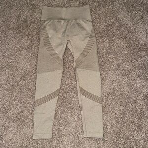 Textured Nude High-Waisted Leggings